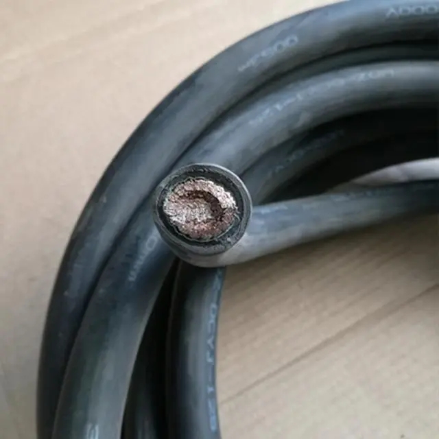 DCEYHR6 10KV高壓機(jī)車(chē)電纜.webp.jpg